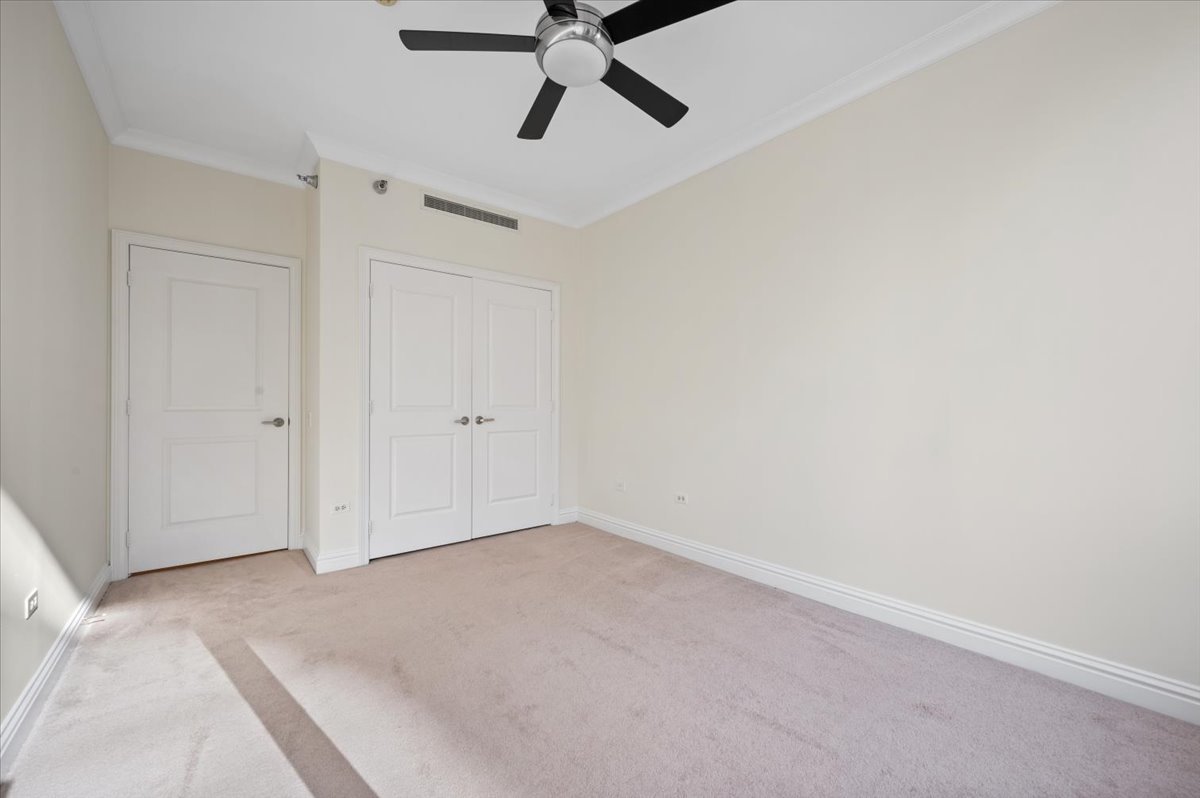 55 E ERIE Street Unit: 1903