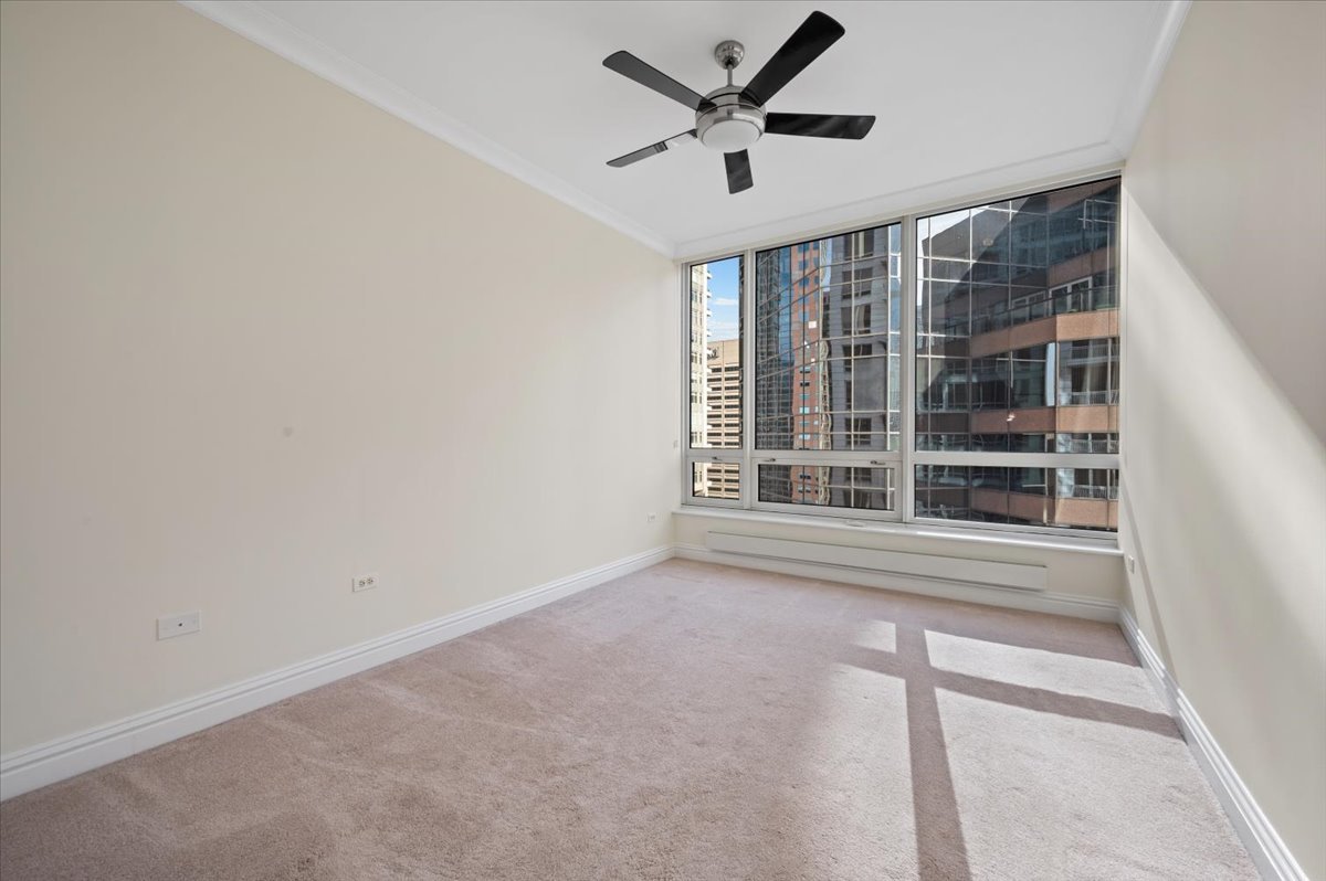 55 E ERIE Street Unit: 1903