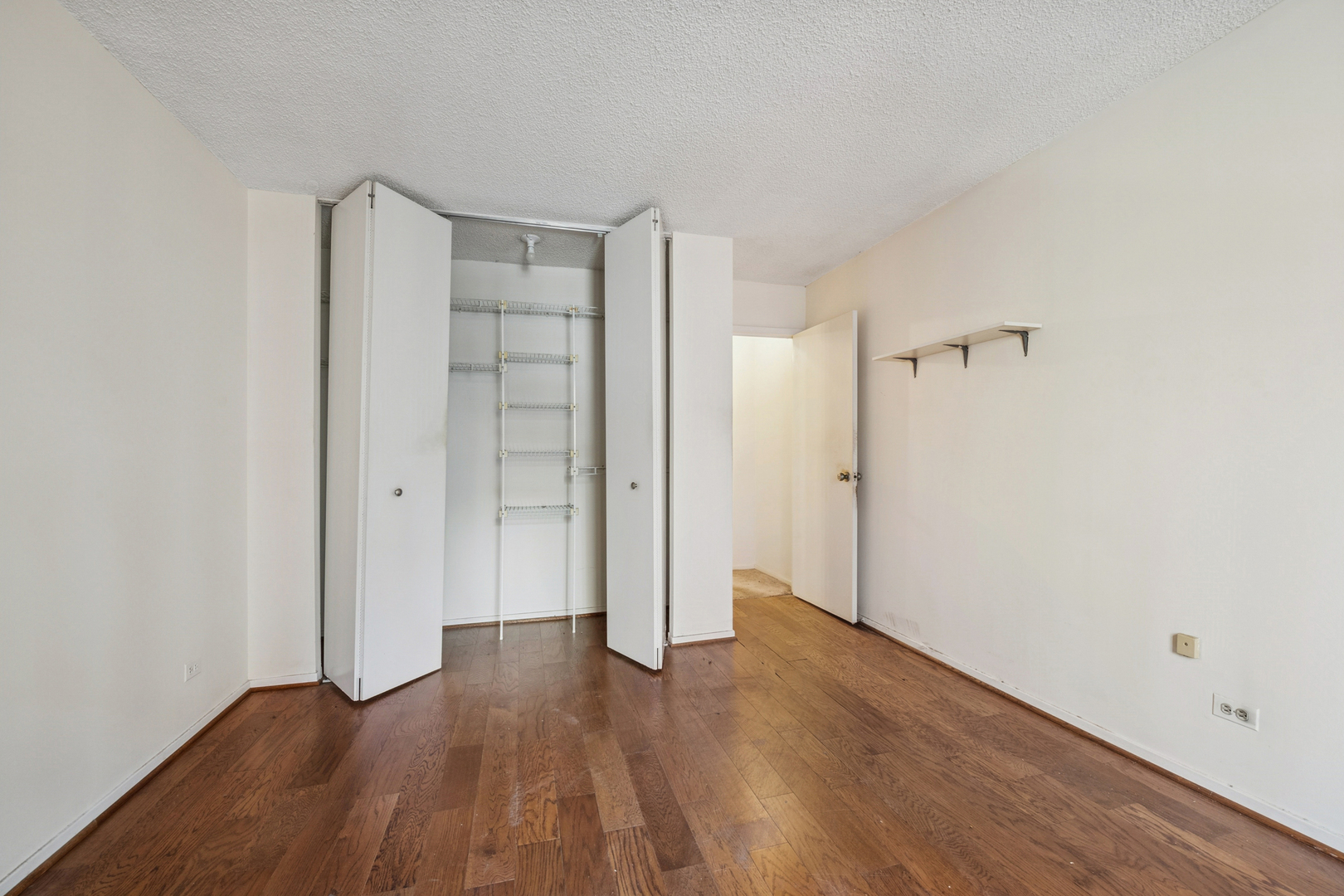 801 S Plymouth Avenue Unit: 415