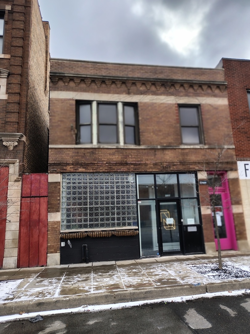 3317 W Fullerton Avenue Unit: 2