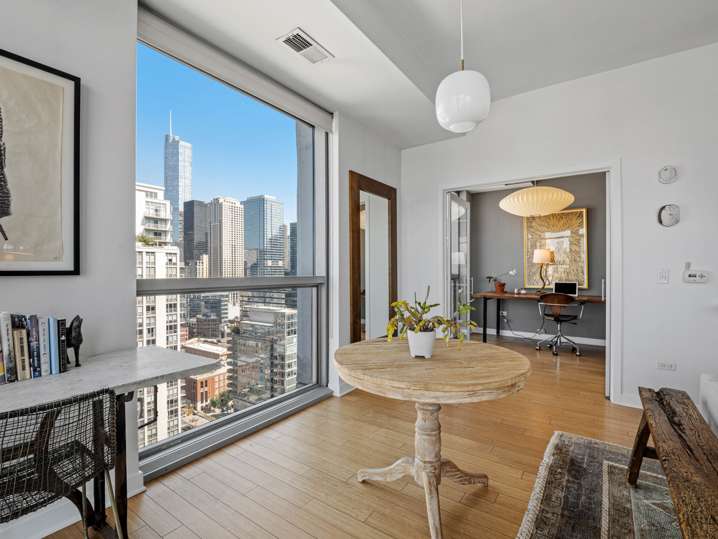 303 W OHIO Street Unit: 2202