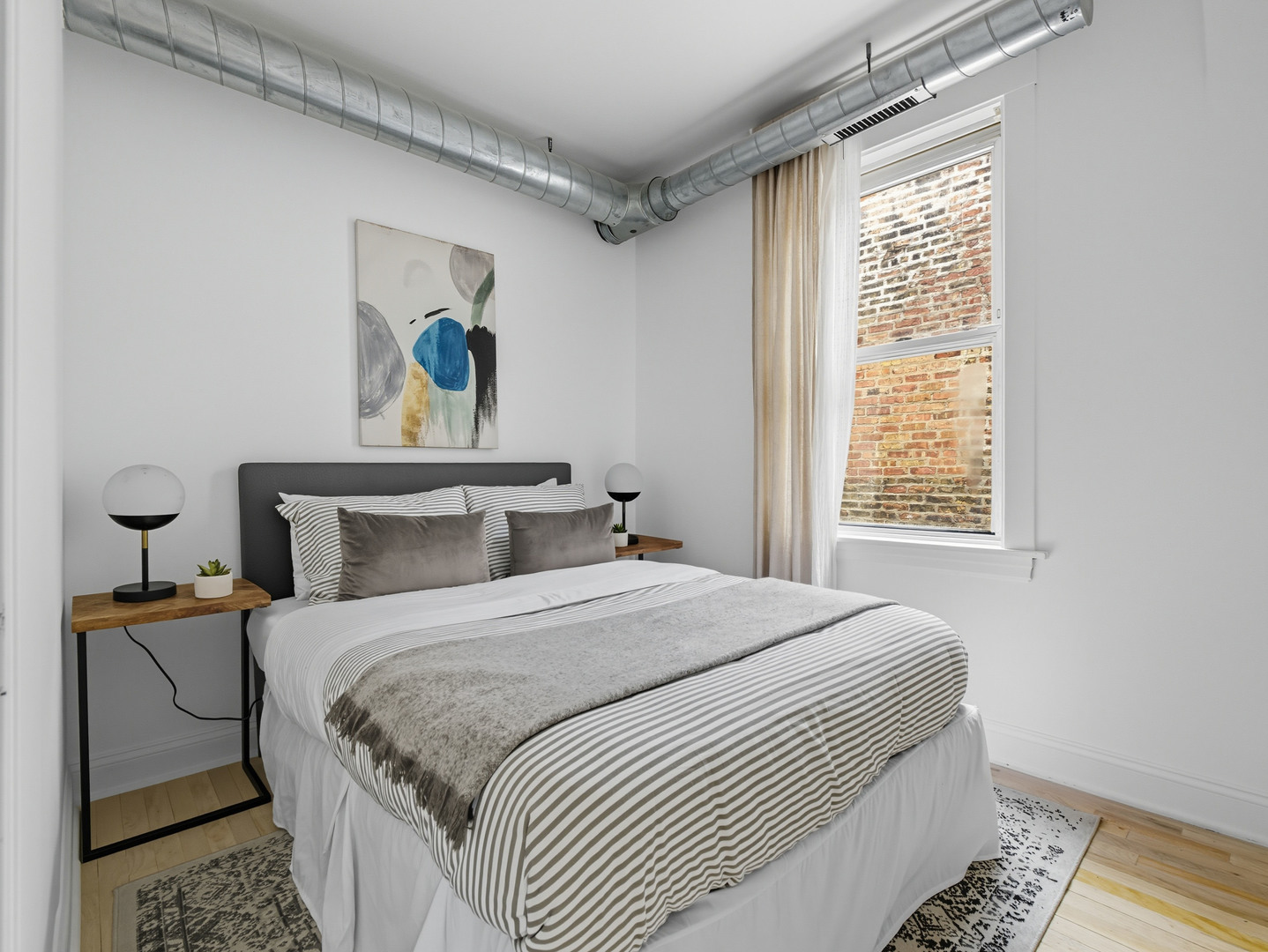 3306 W Le Moyne Street