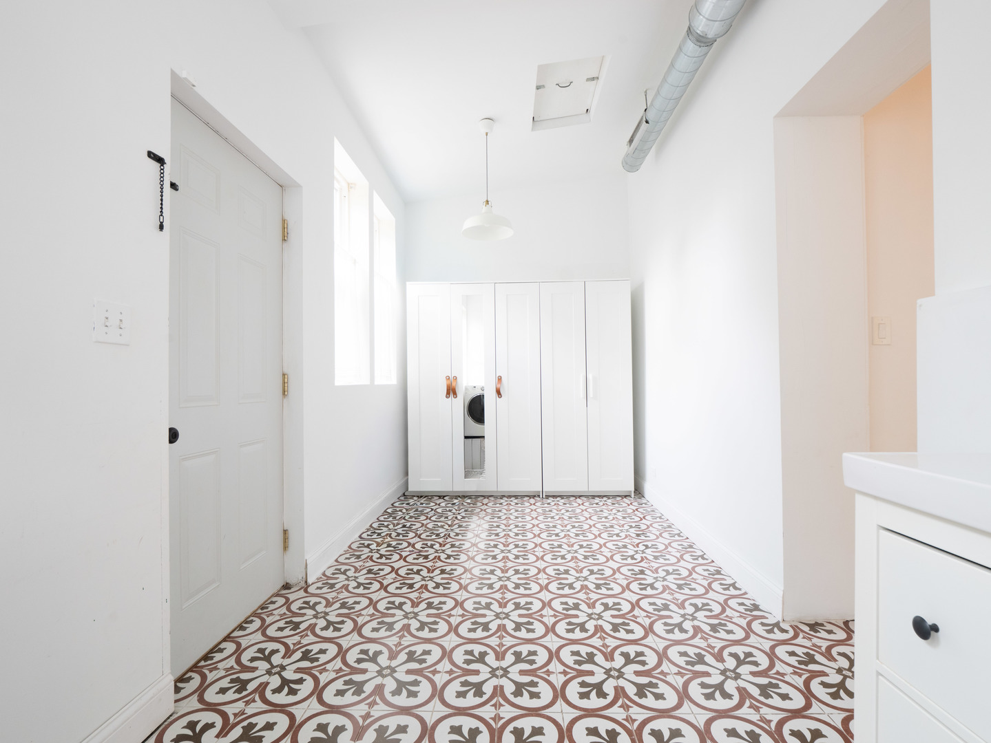 3306 W Le Moyne Street