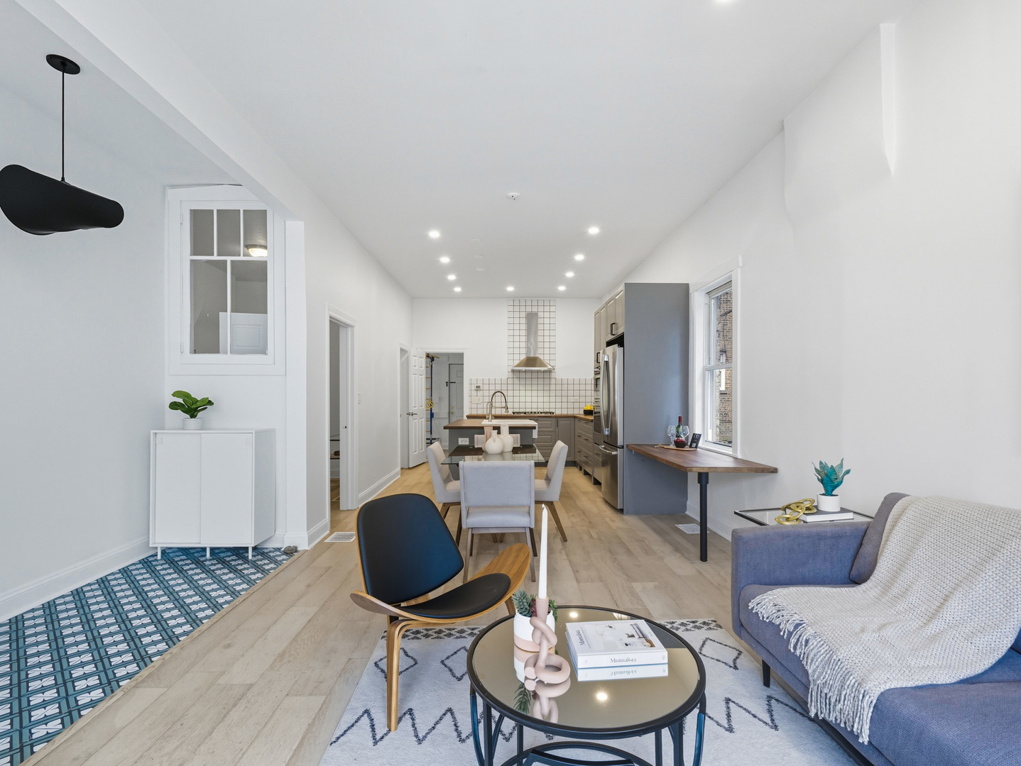 3306 W Le Moyne Street