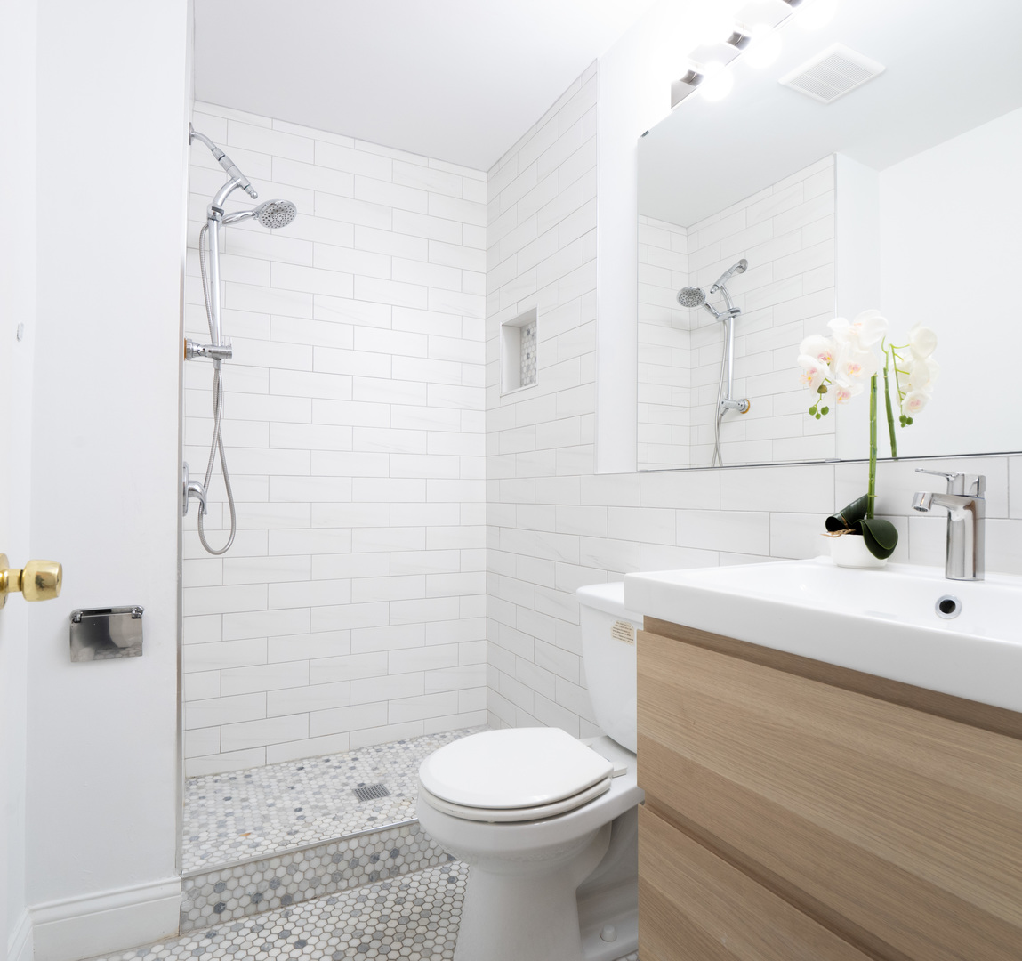 3306 W Le Moyne Street