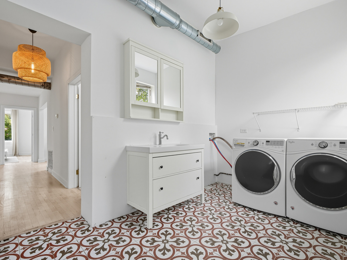 3306 W Le Moyne Street