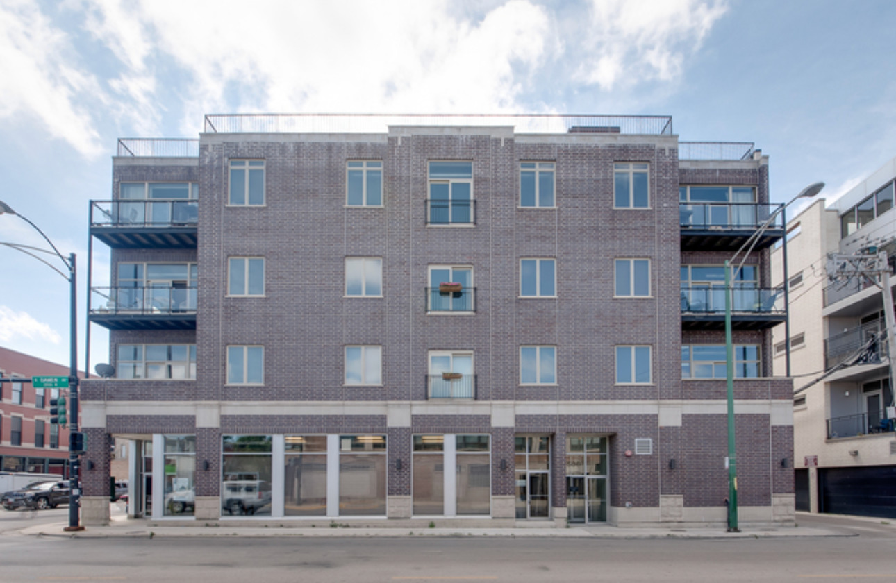 500 N DAMEN Avenue Unit: 307