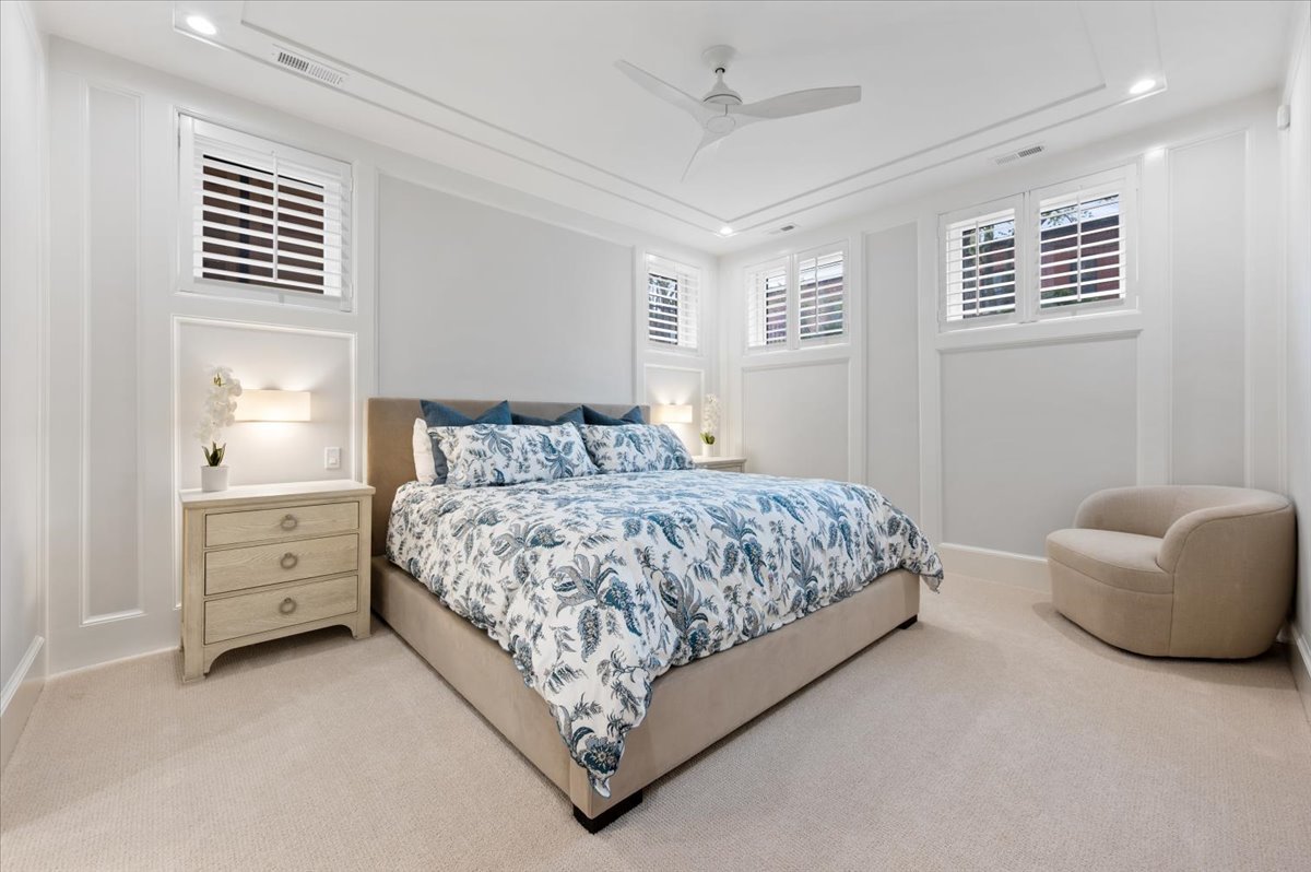 2711 N Dayton Street Unit: 1