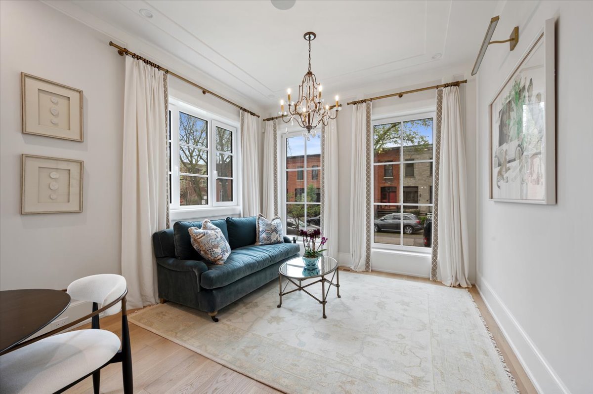 2711 N Dayton Street Unit: 1