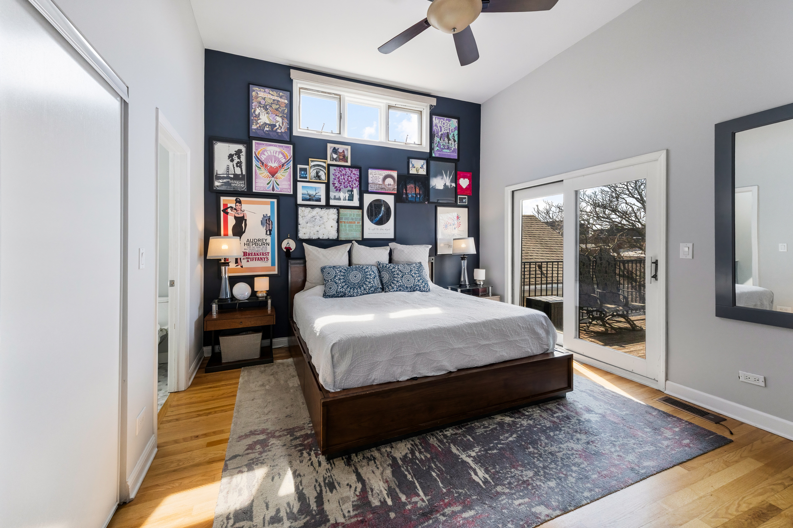 832 N Washtenaw Avenue Unit: 3