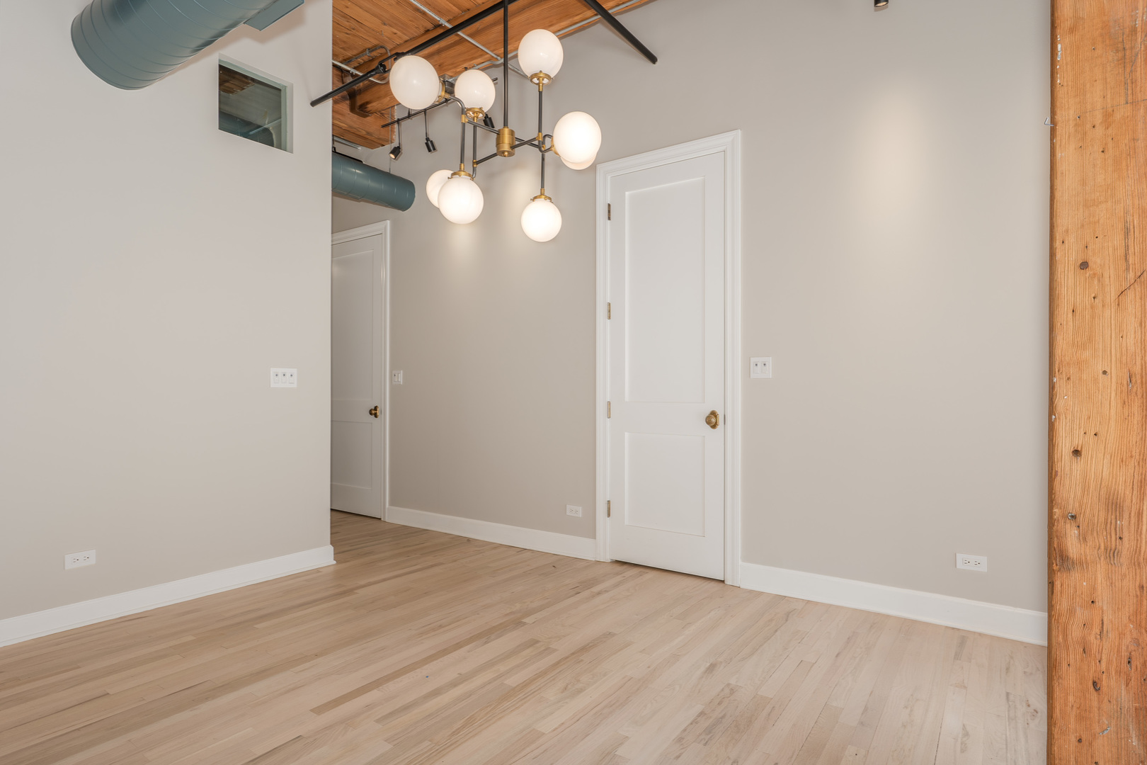 1017 W Washington Boulevard Unit: 4D