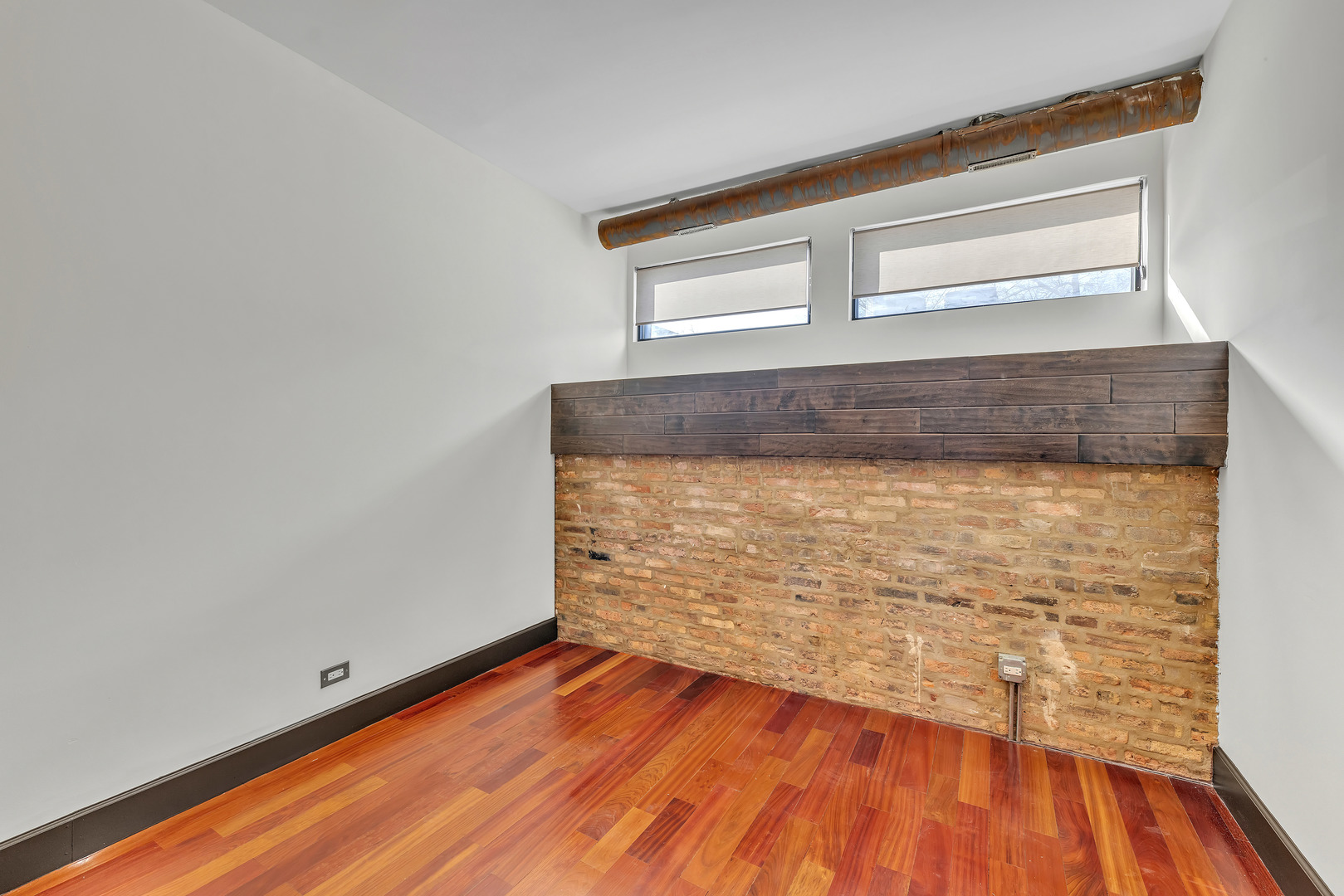 2419 W 14TH Street Unit: 2S