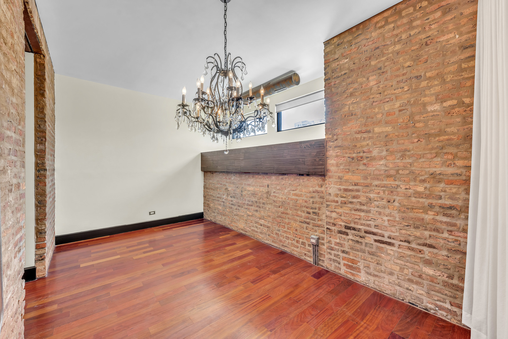 2419 W 14TH Street Unit: 2S
