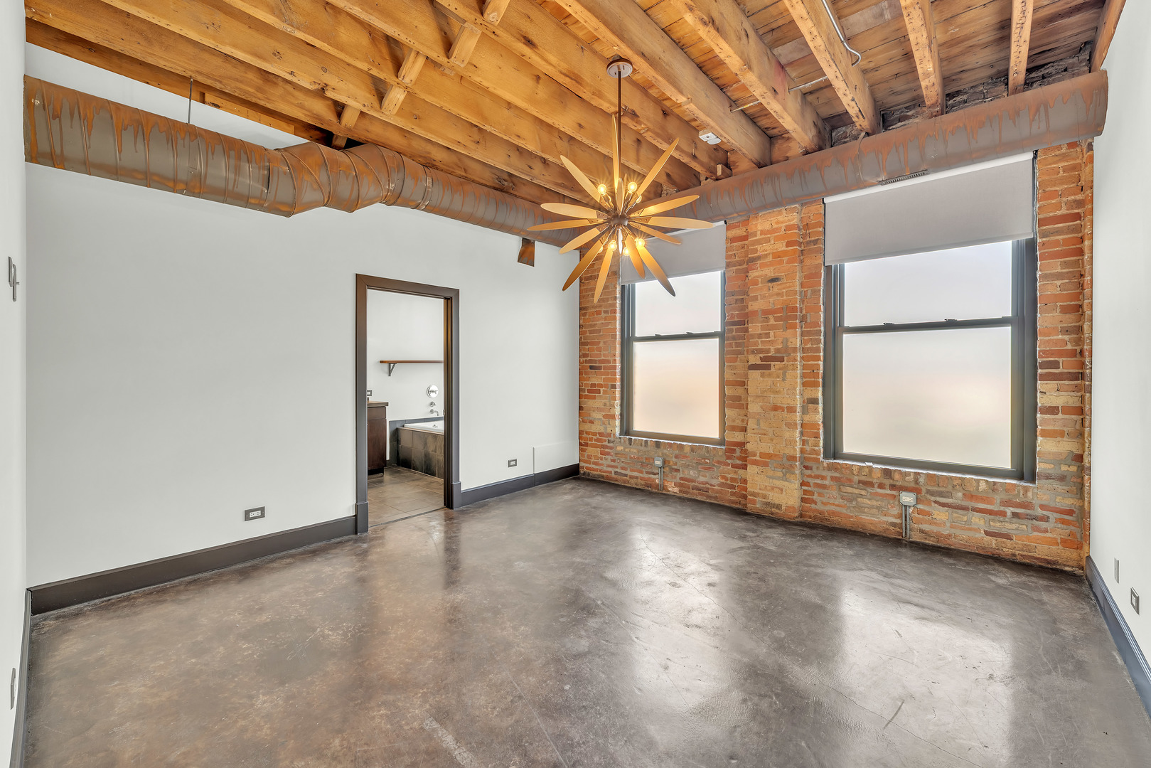 2419 W 14TH Street Unit: 2S