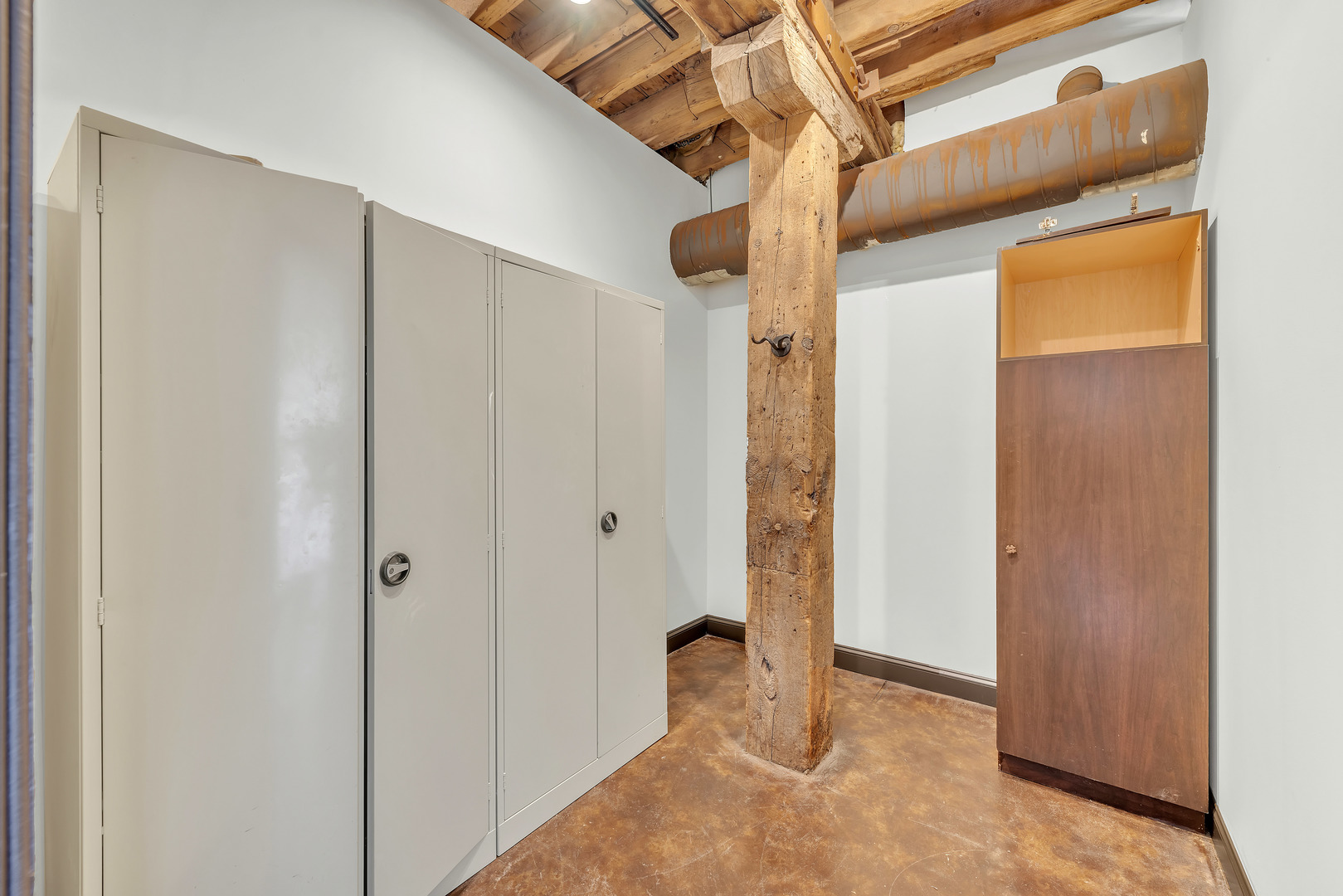 2419 W 14TH Street Unit: 2S