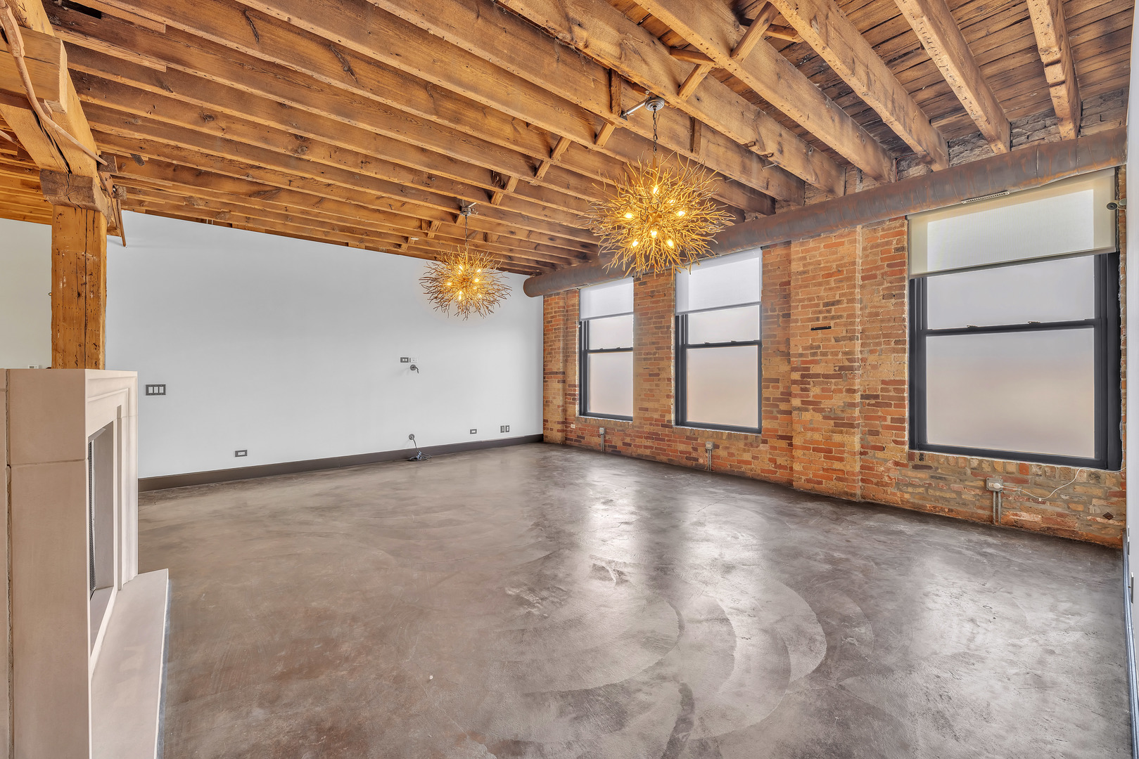 2419 W 14TH Street Unit: 2S