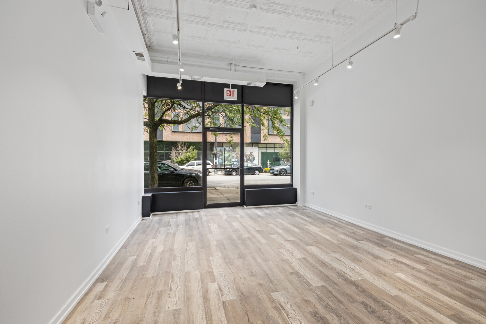 1613 E 53rd Street