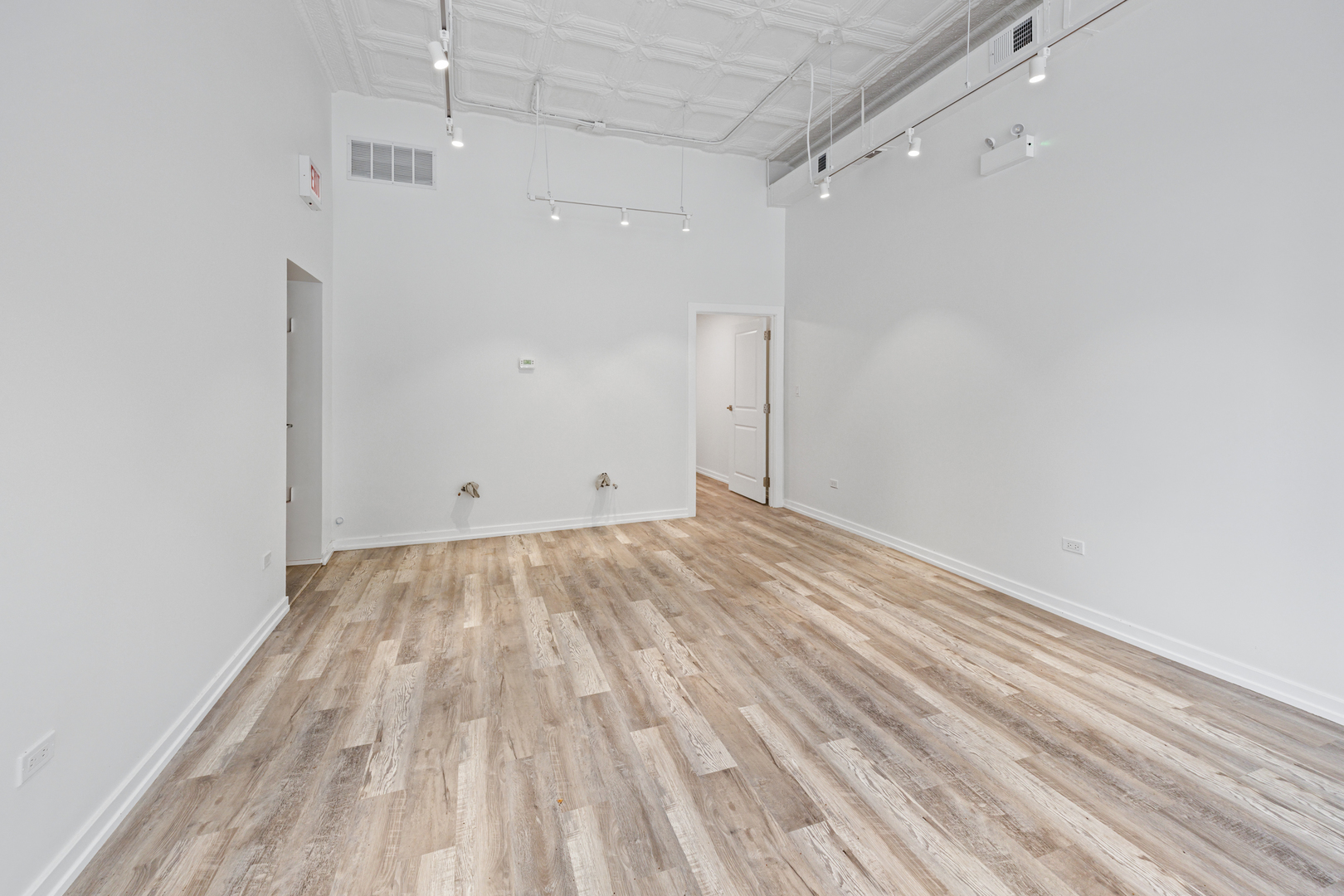 1613 E 53rd Street
