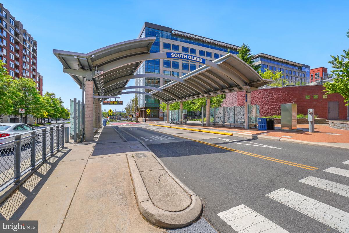 3650 S Glebe Rd #653
