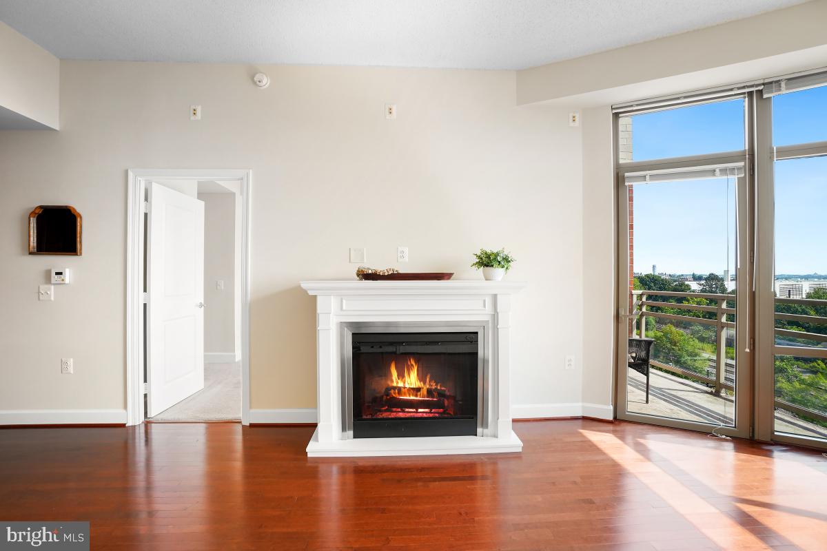 3650 S Glebe Rd #653