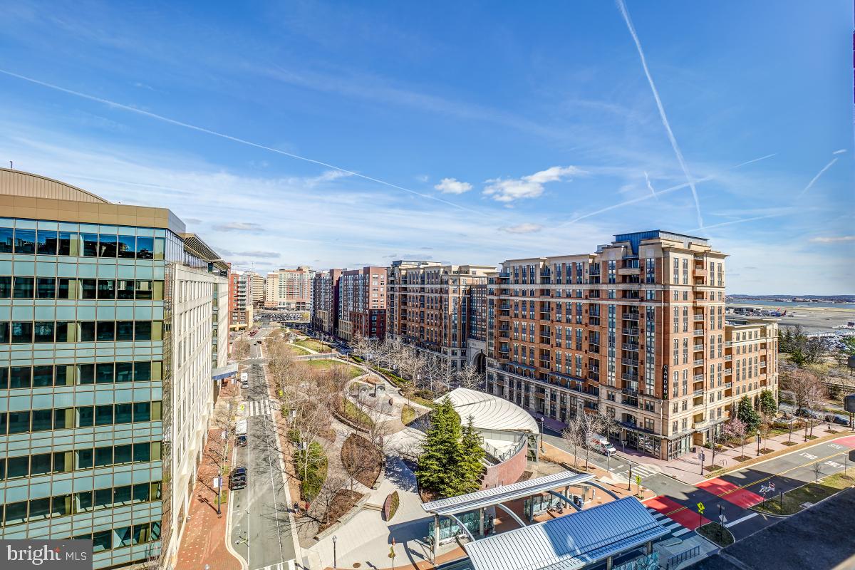 3650 S Glebe Rd #653