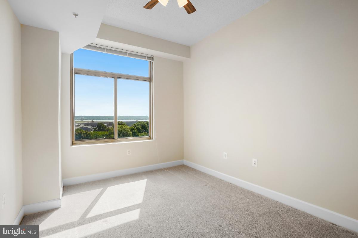 3650 S Glebe Rd #653