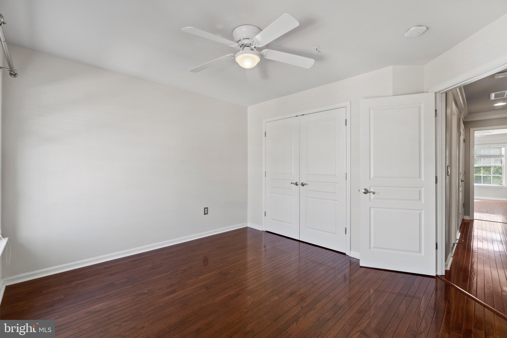 543 TRIADELPHIA WAY