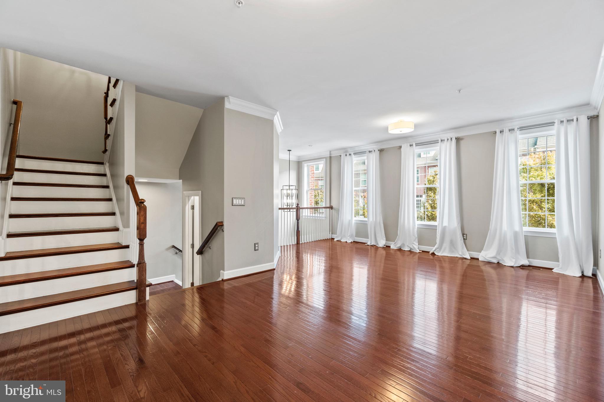 543 TRIADELPHIA WAY