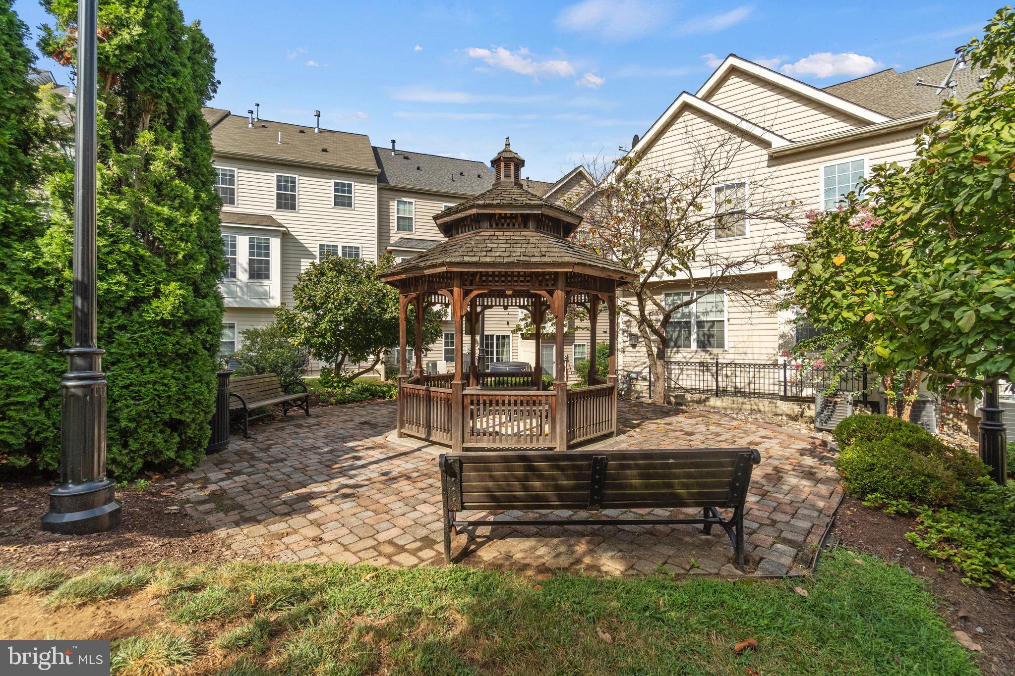 543 TRIADELPHIA WAY