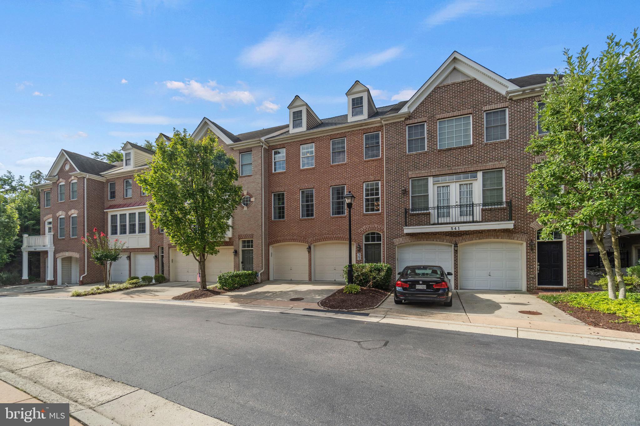 543 TRIADELPHIA WAY