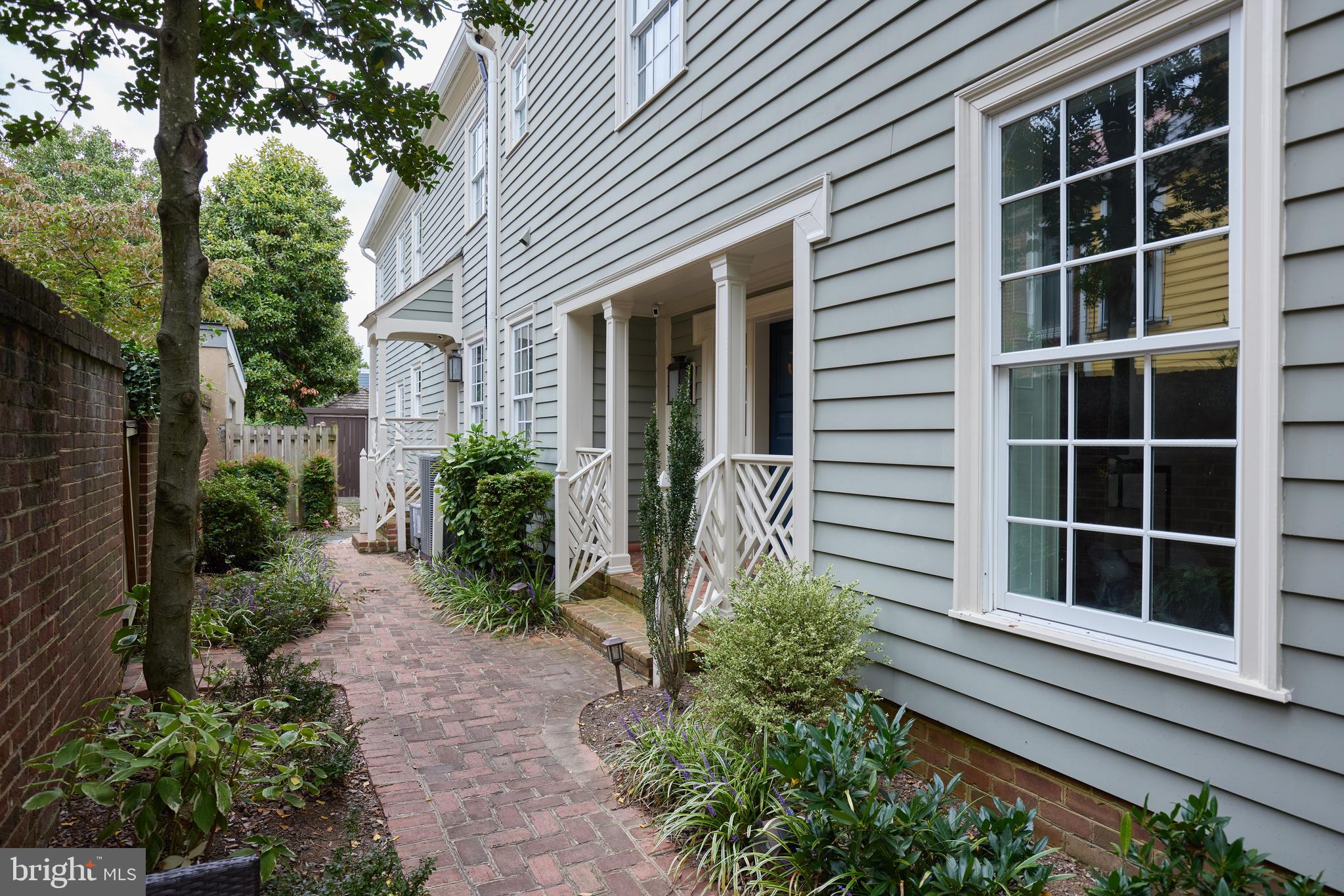 608 S Saint Asaph St