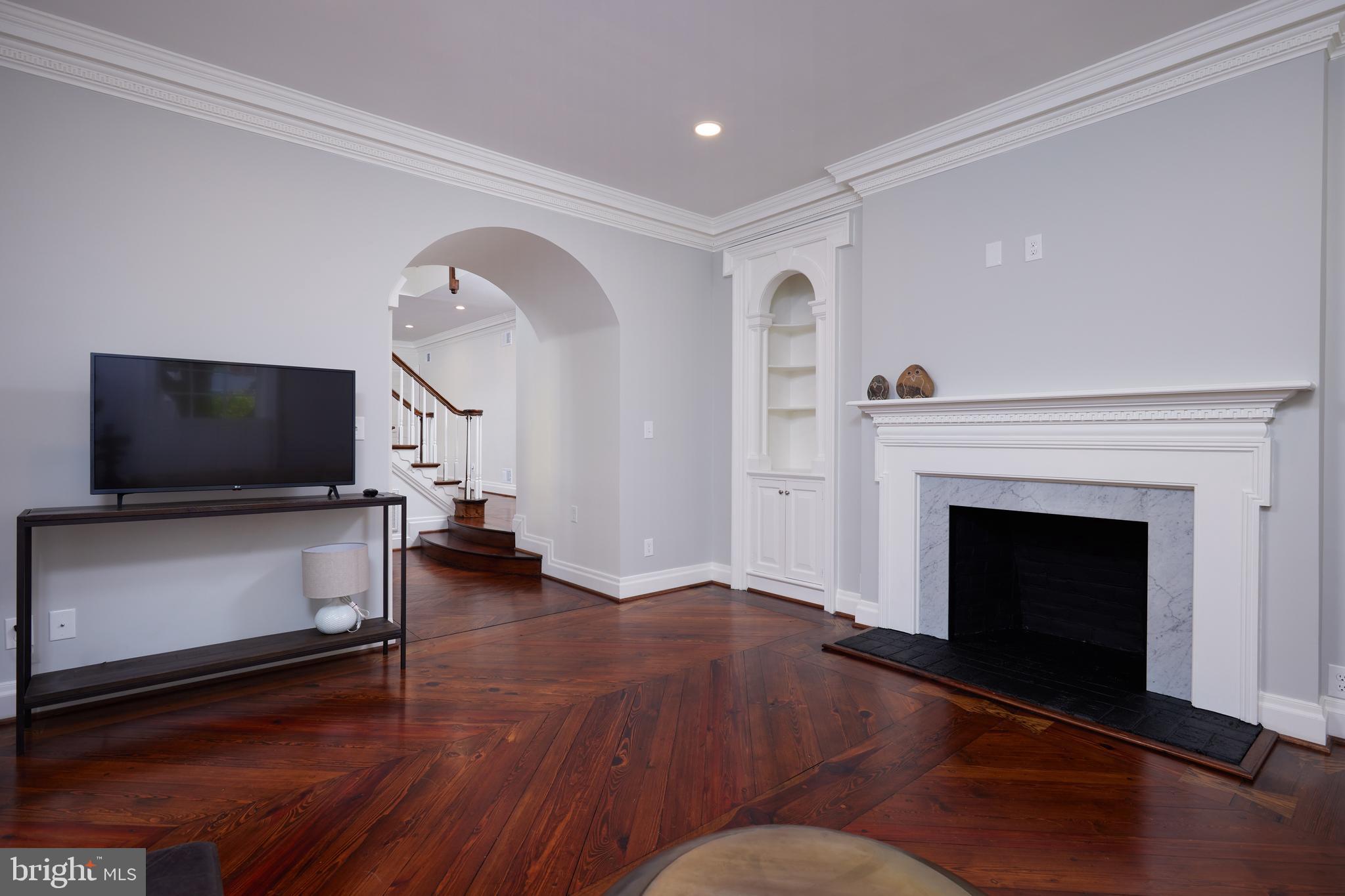 608 S Saint Asaph St