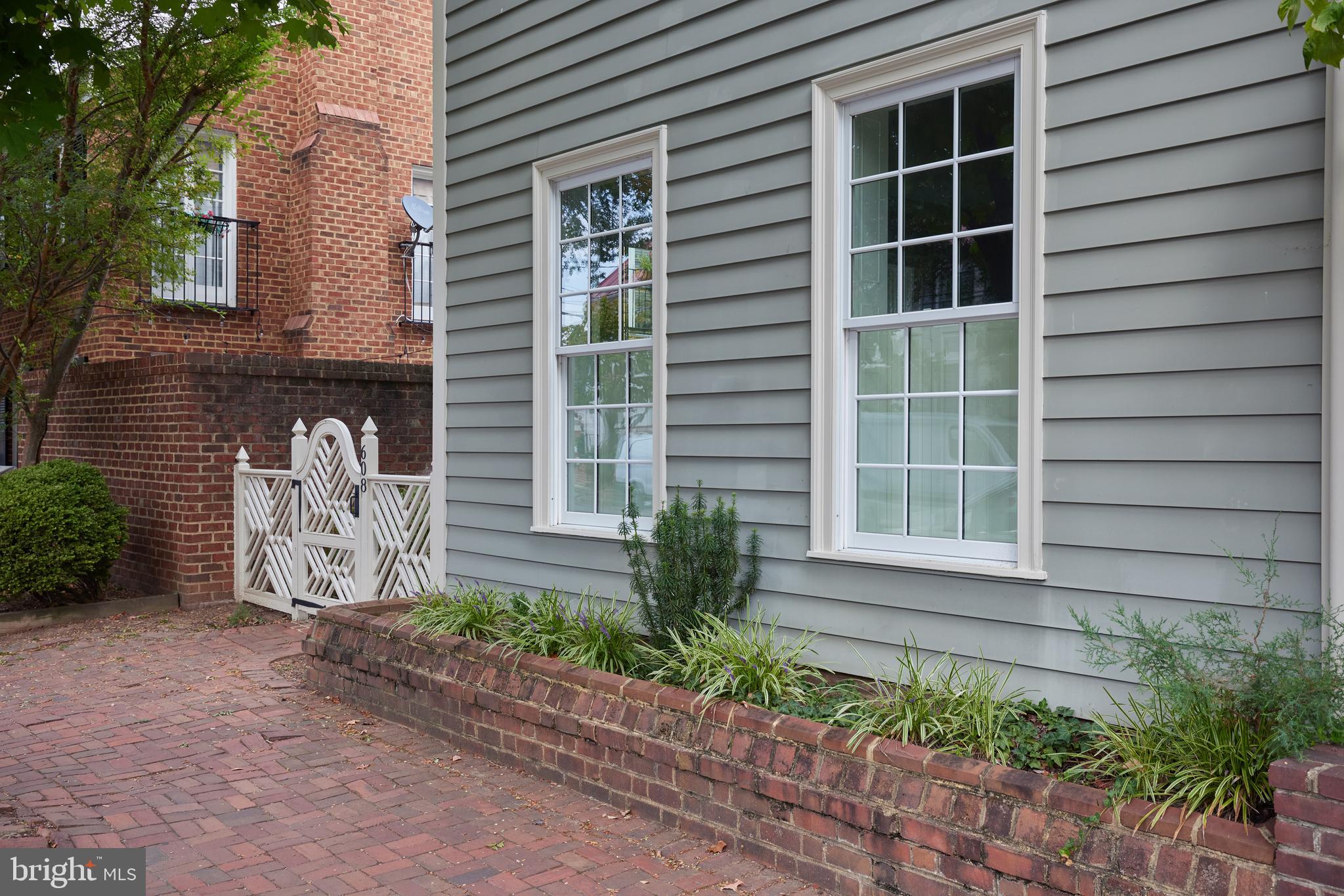 608 S Saint Asaph St