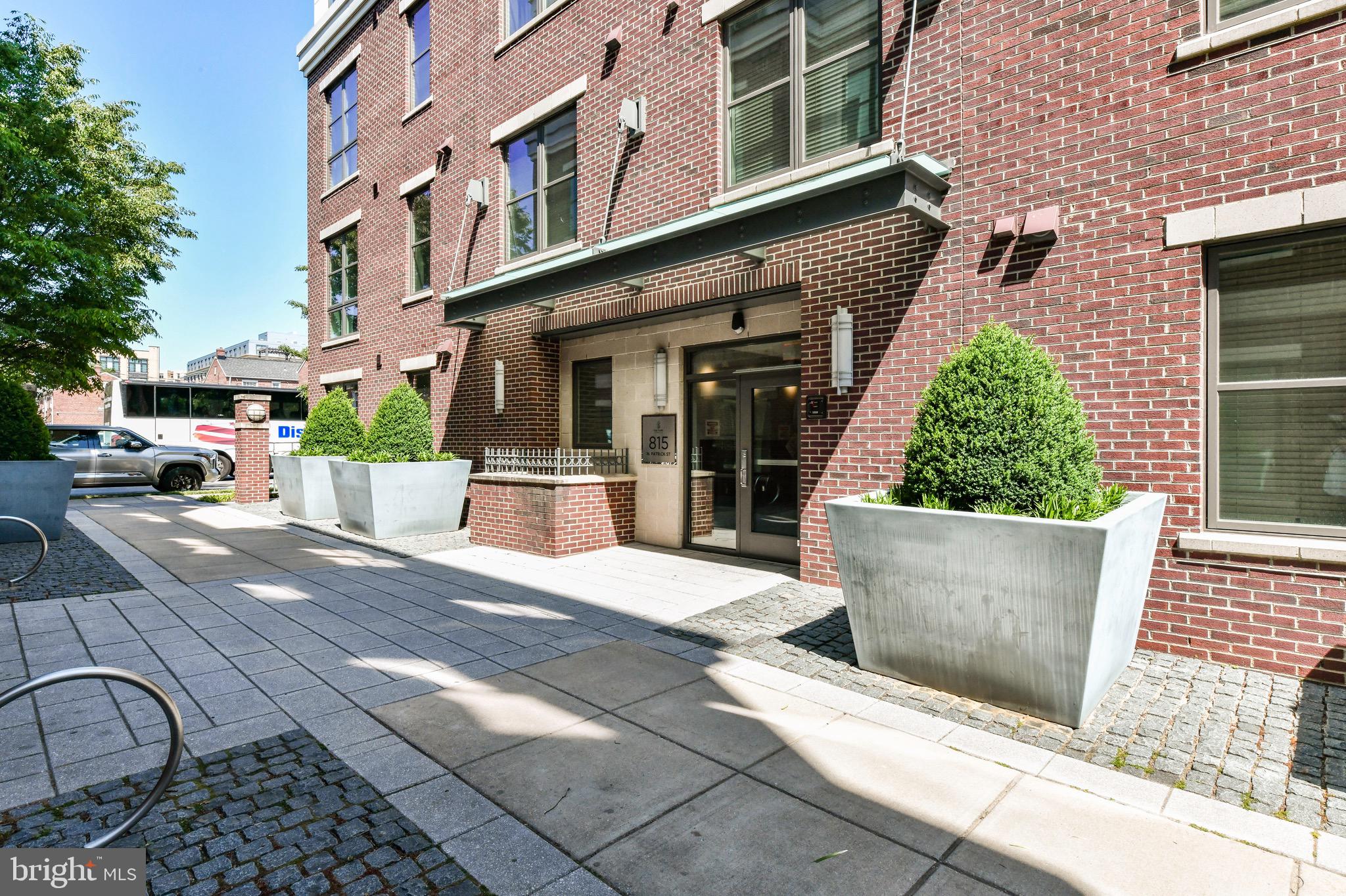 815 N Patrick St #103