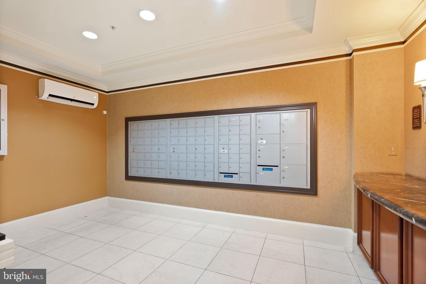 400 Cameron Station Blvd #105