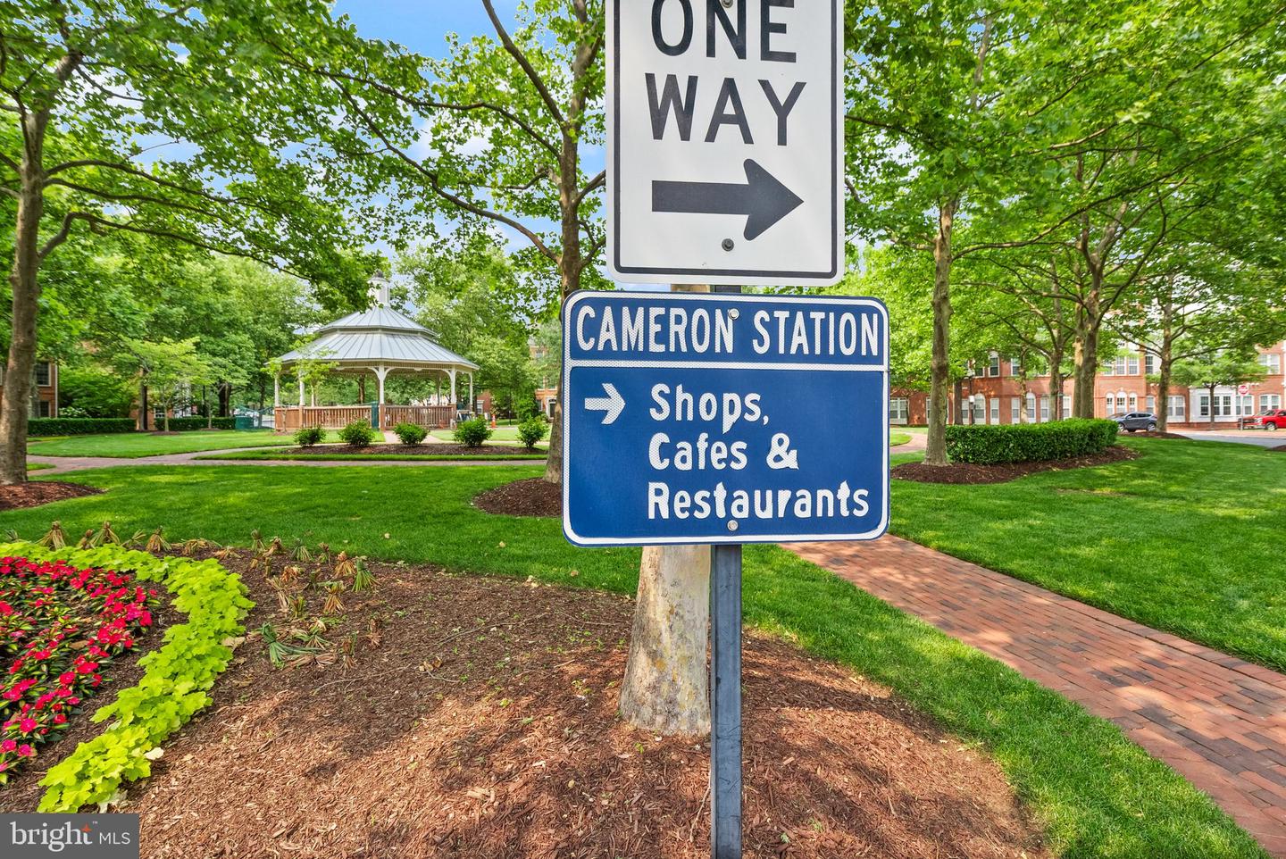 400 Cameron Station Blvd #105
