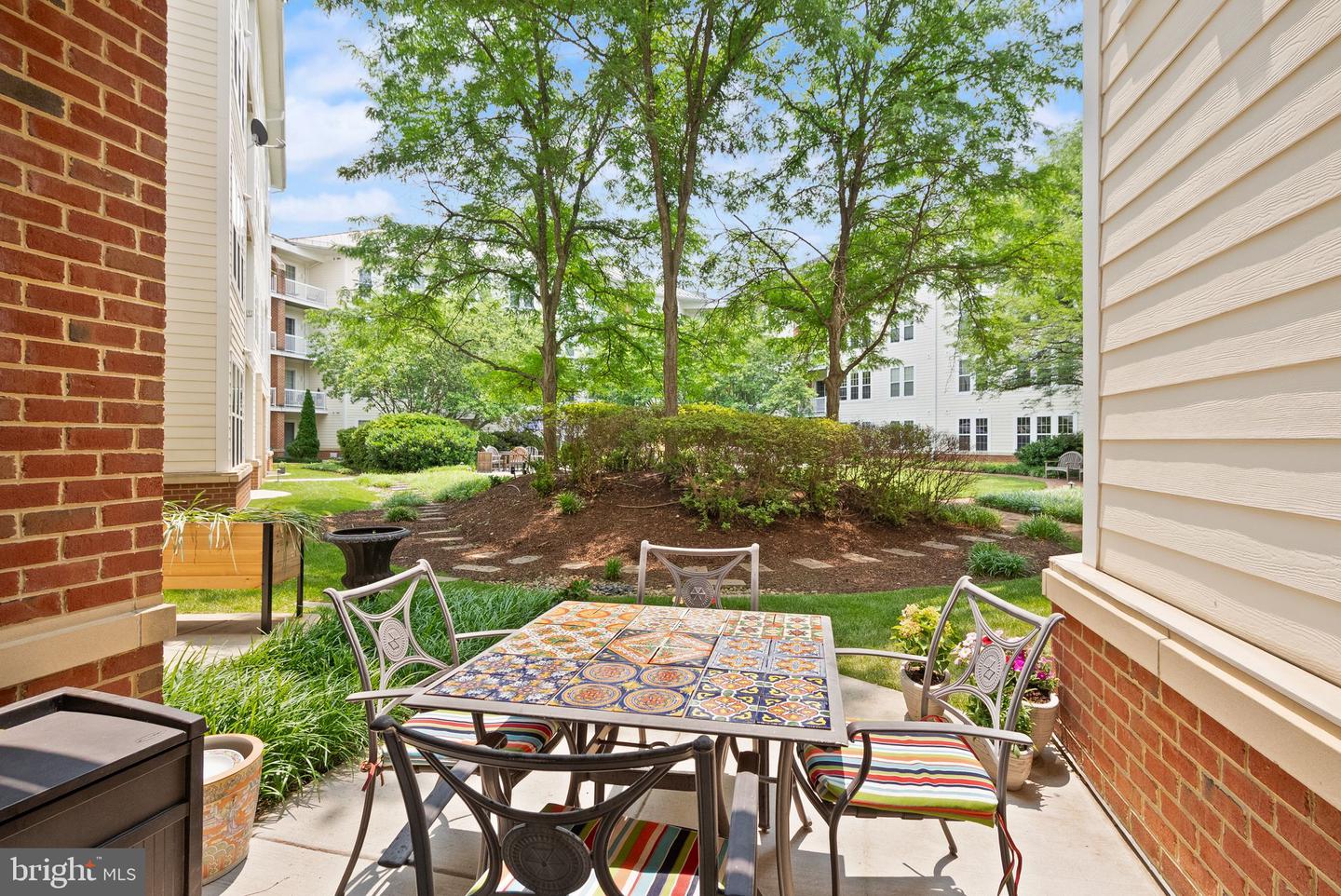 400 Cameron Station Blvd #105