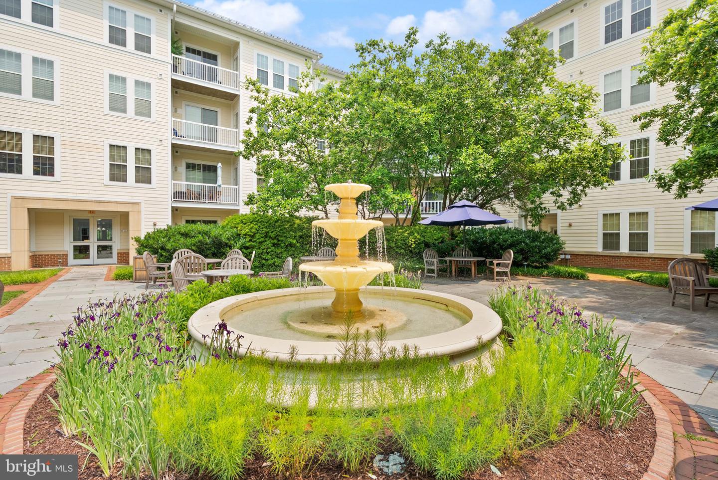 400 Cameron Station Blvd #105