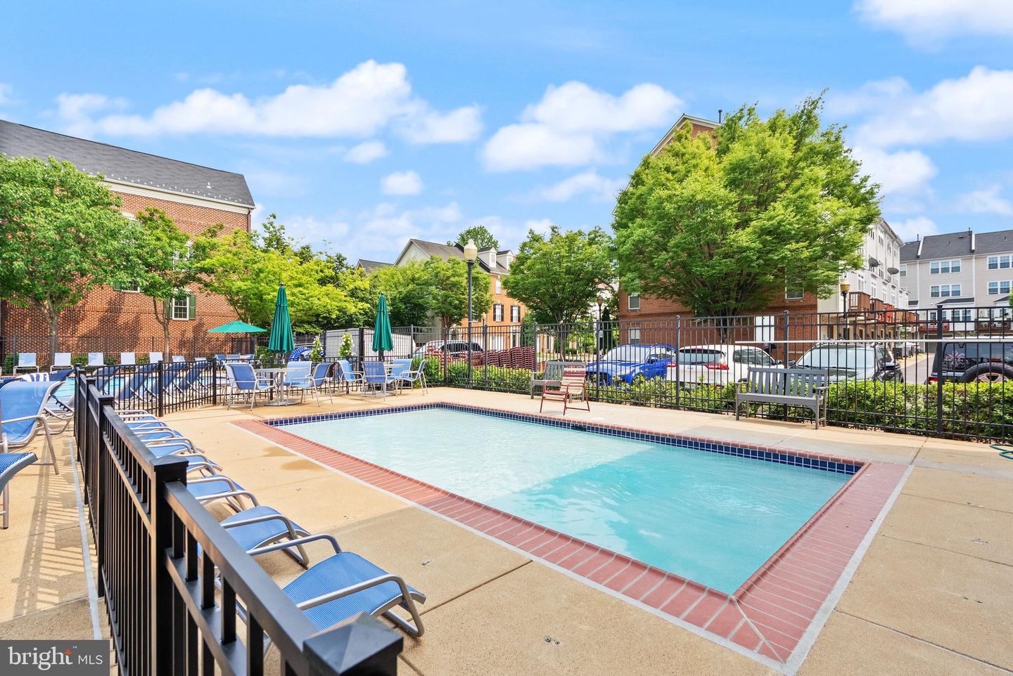 400 Cameron Station Blvd #105