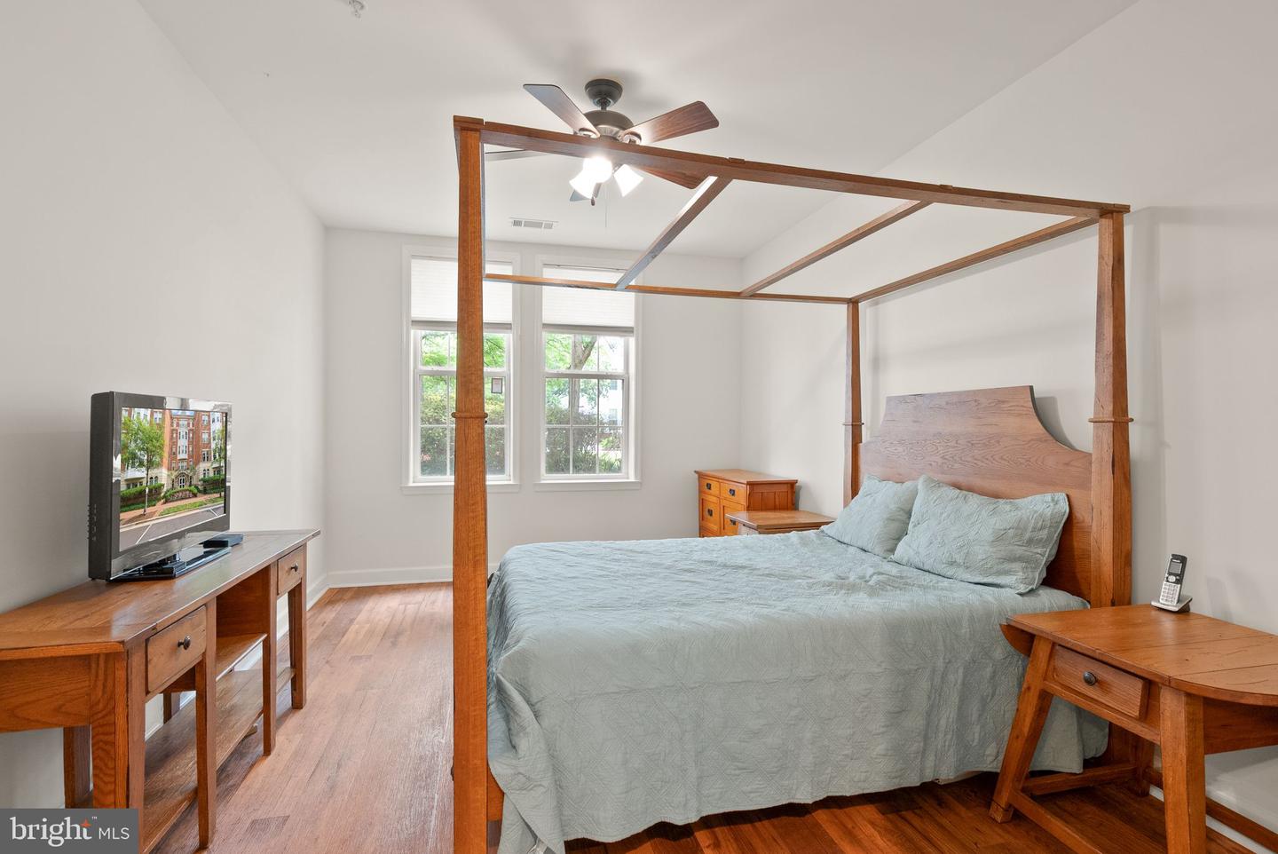 400 Cameron Station Blvd #105