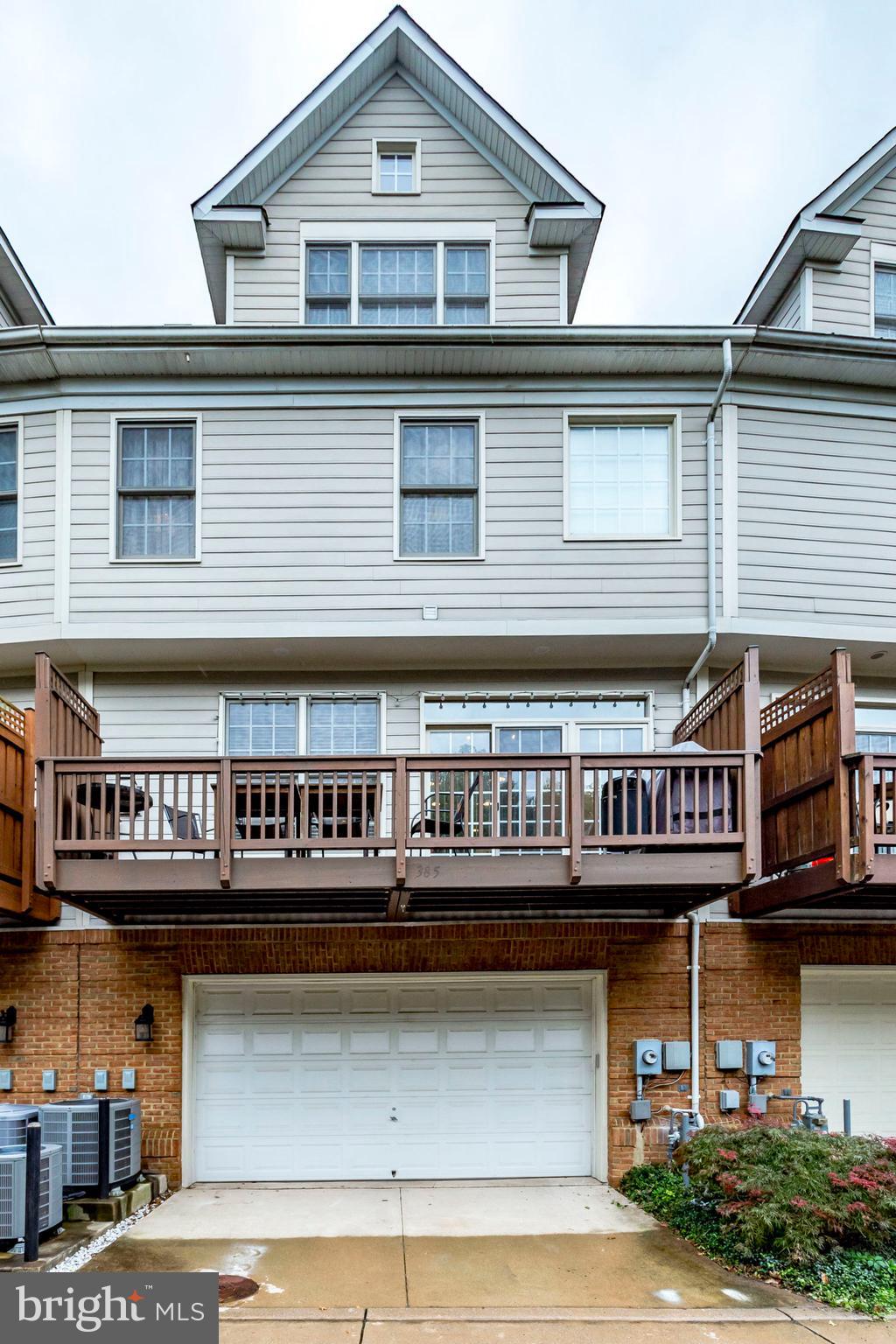 385 CAMERON STATION BOULEVARD