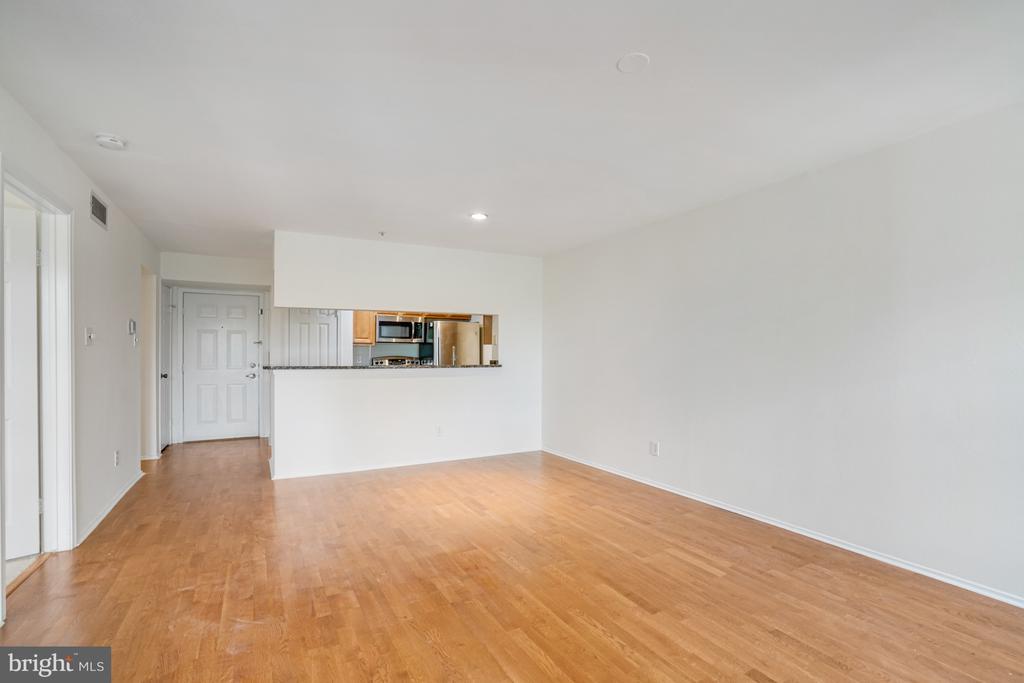 3307 WYNDHAM CIRCLE 3169