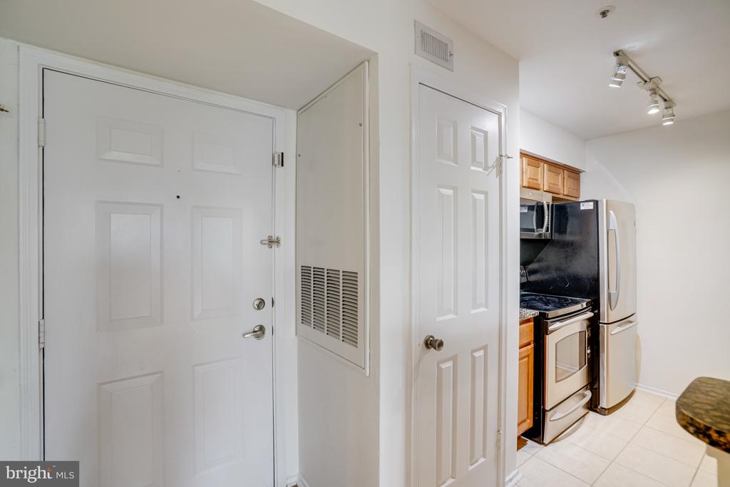 3307 WYNDHAM CIRCLE 3169