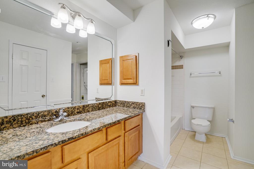 3307 WYNDHAM CIRCLE 3169