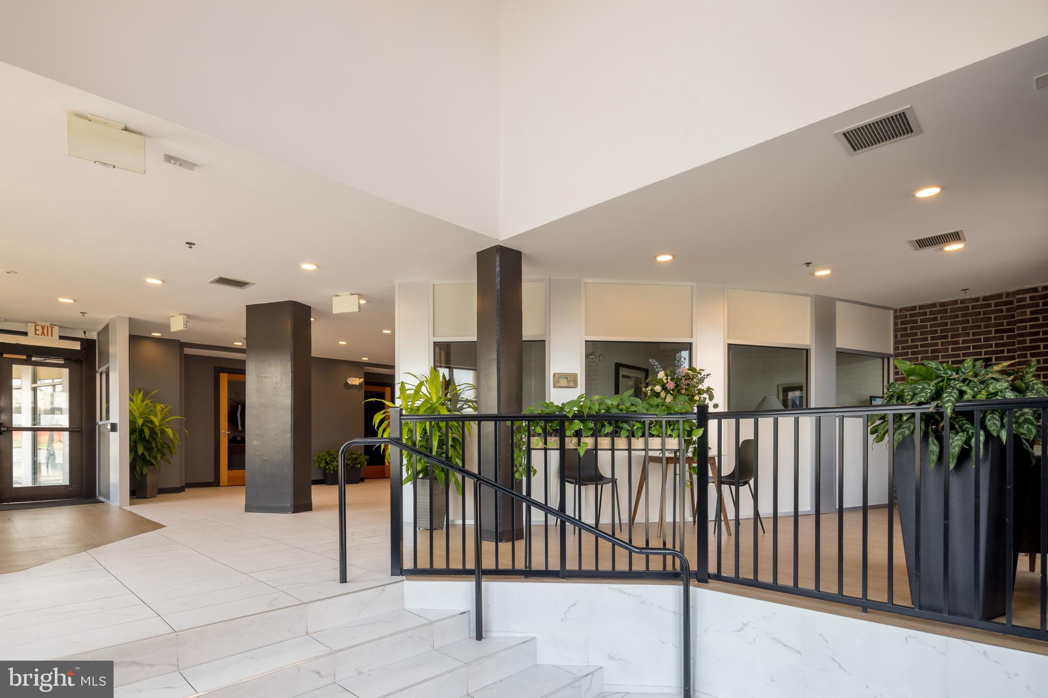 181 E REED AVENUE 103