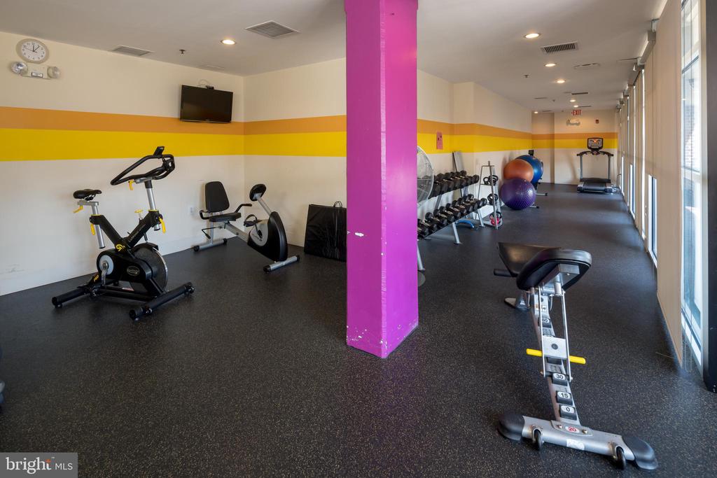 181 E REED AVENUE 103