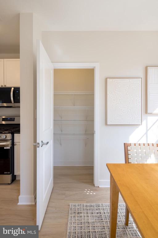181 E REED AVENUE 103