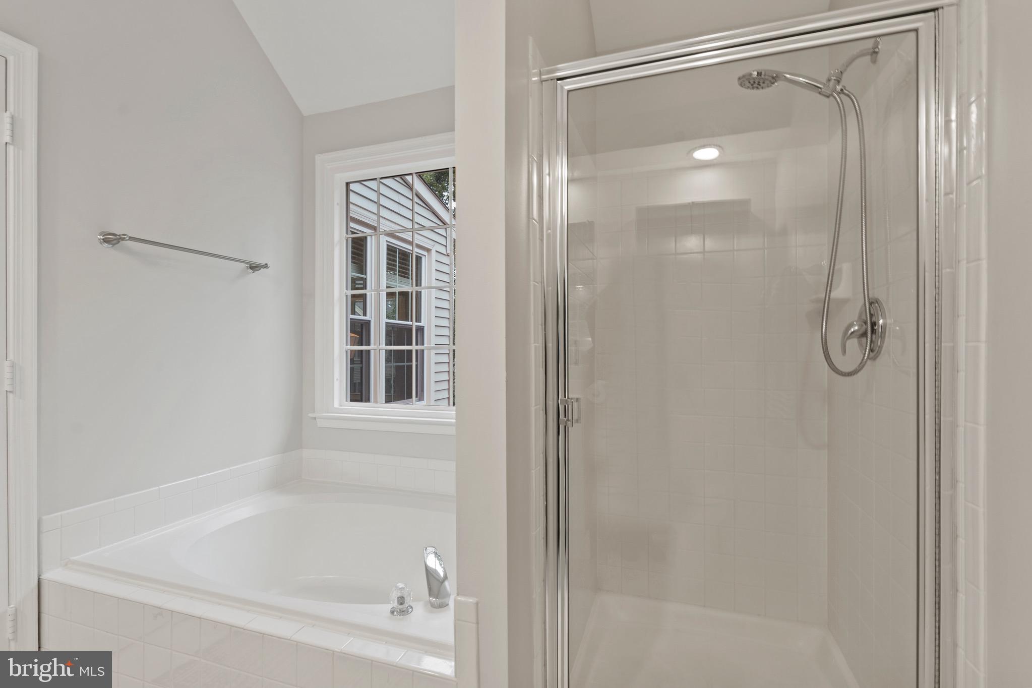 7691 LAVENHAM LANDING