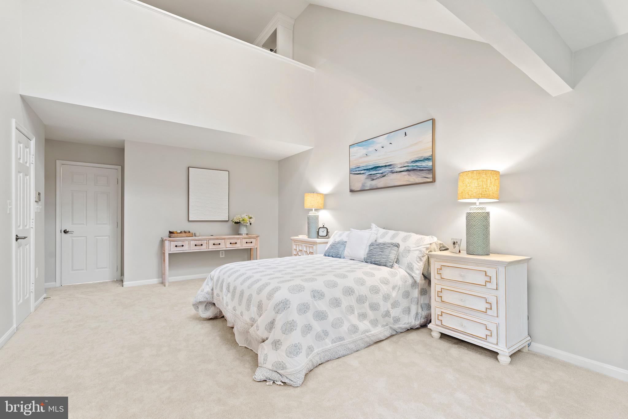 7691 LAVENHAM LANDING