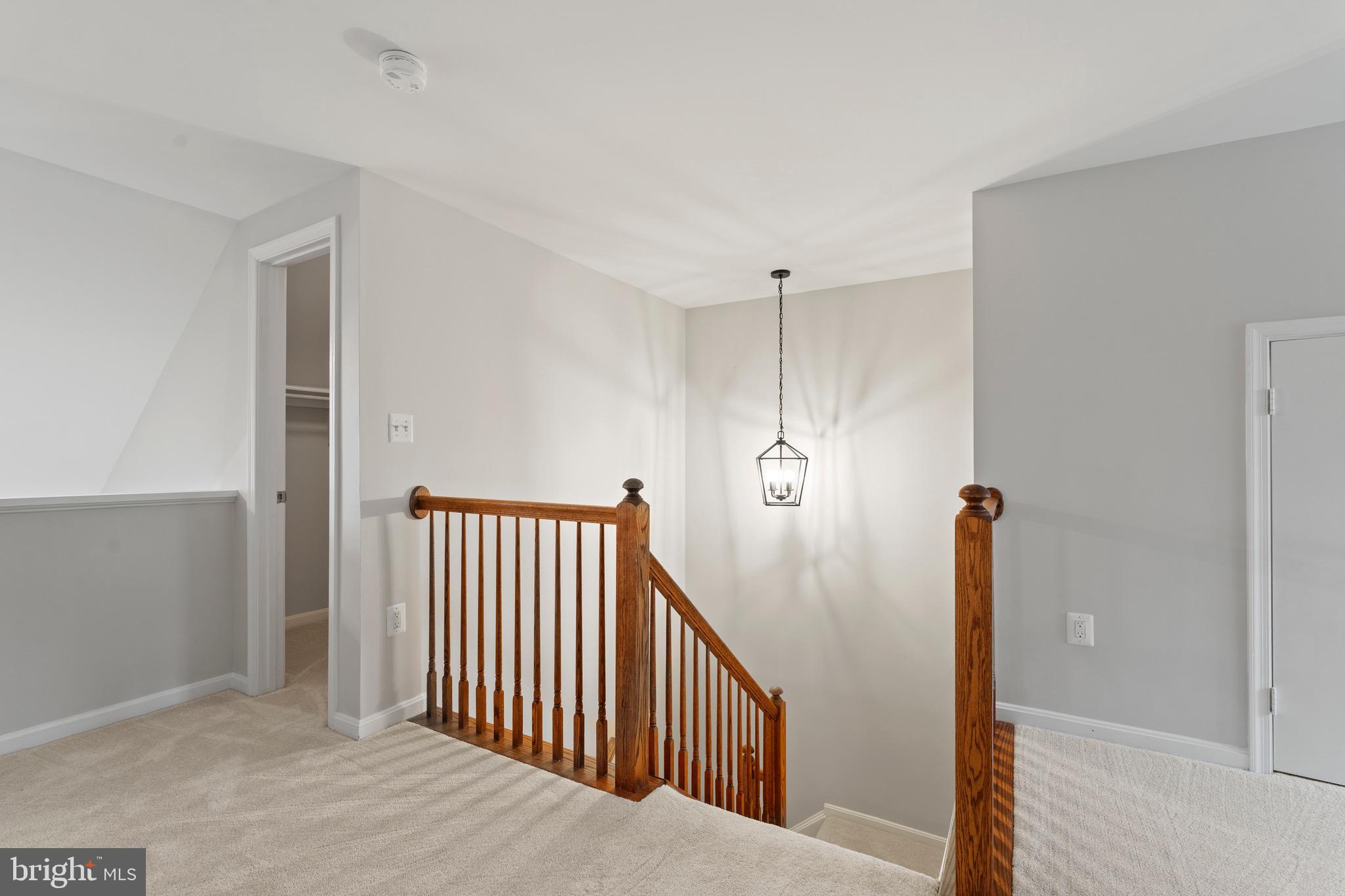 7691 LAVENHAM LANDING